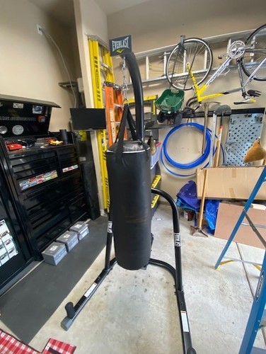 Everlast heavy bag stand - everlast,